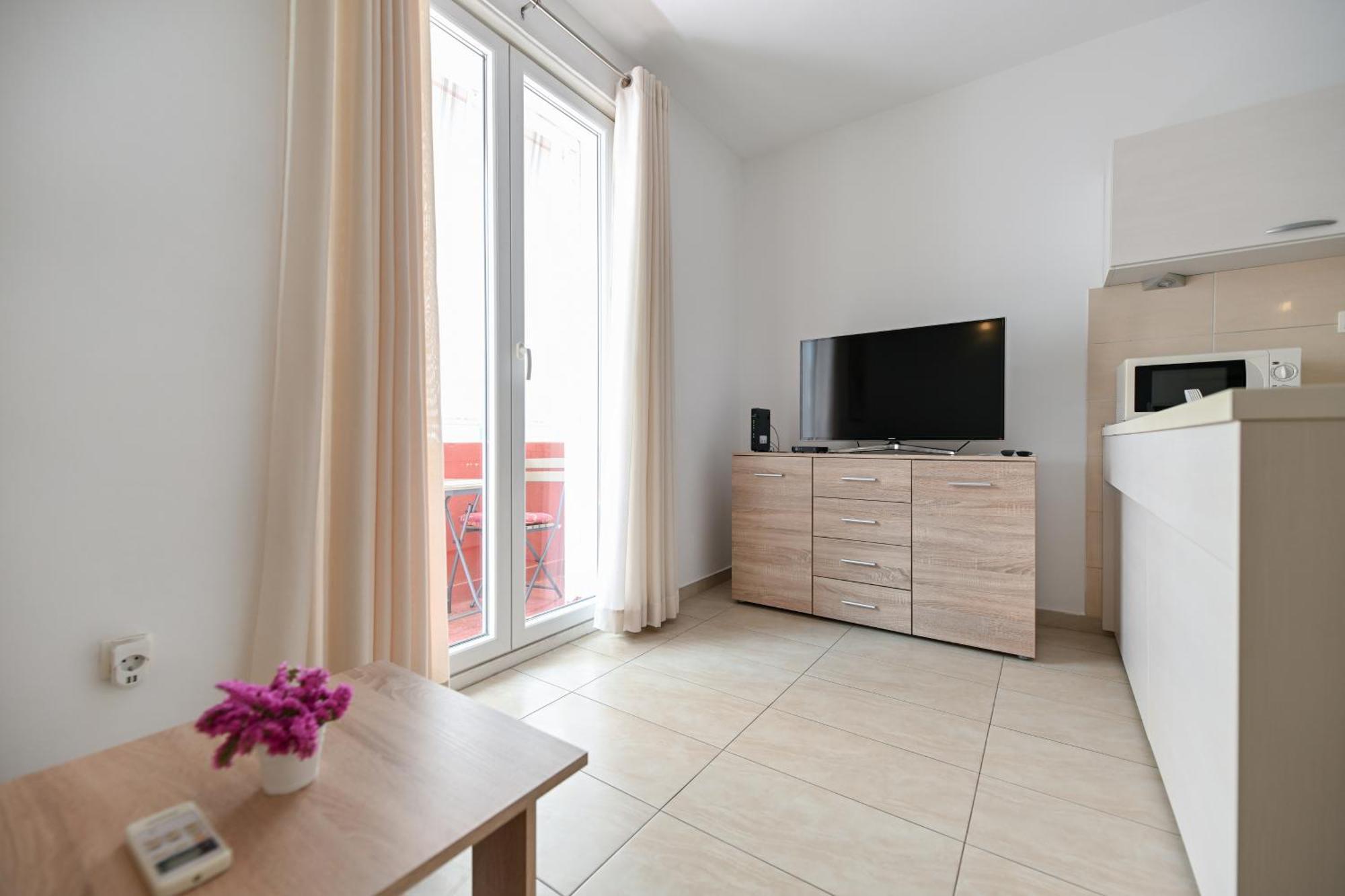 Near Zadar City Center Apartment With Free Parking And Air Condition In Each Room Exterior photo