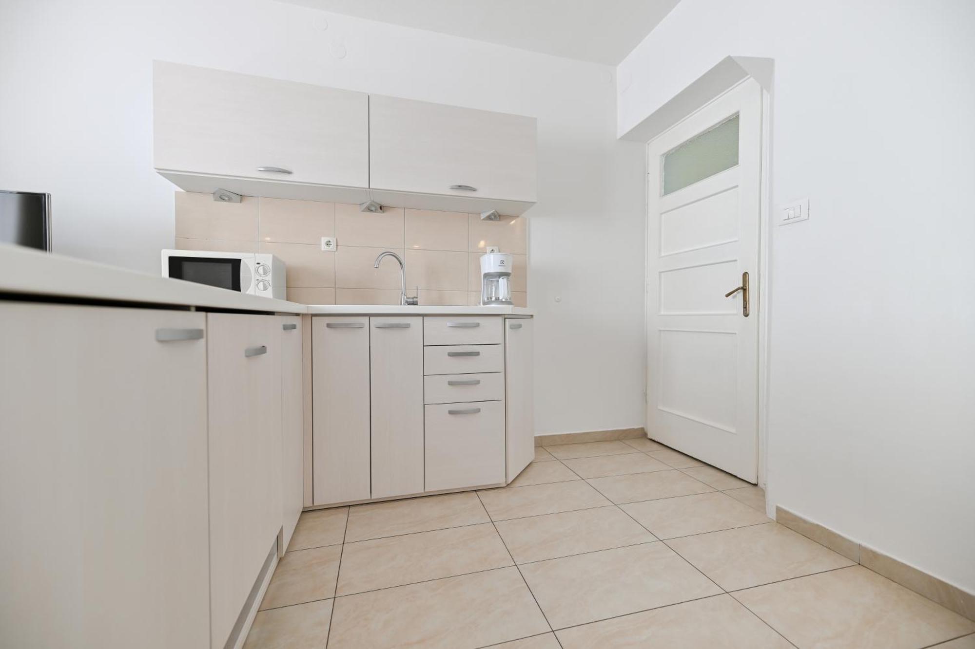 Near Zadar City Center Apartment With Free Parking And Air Condition In Each Room Exterior photo